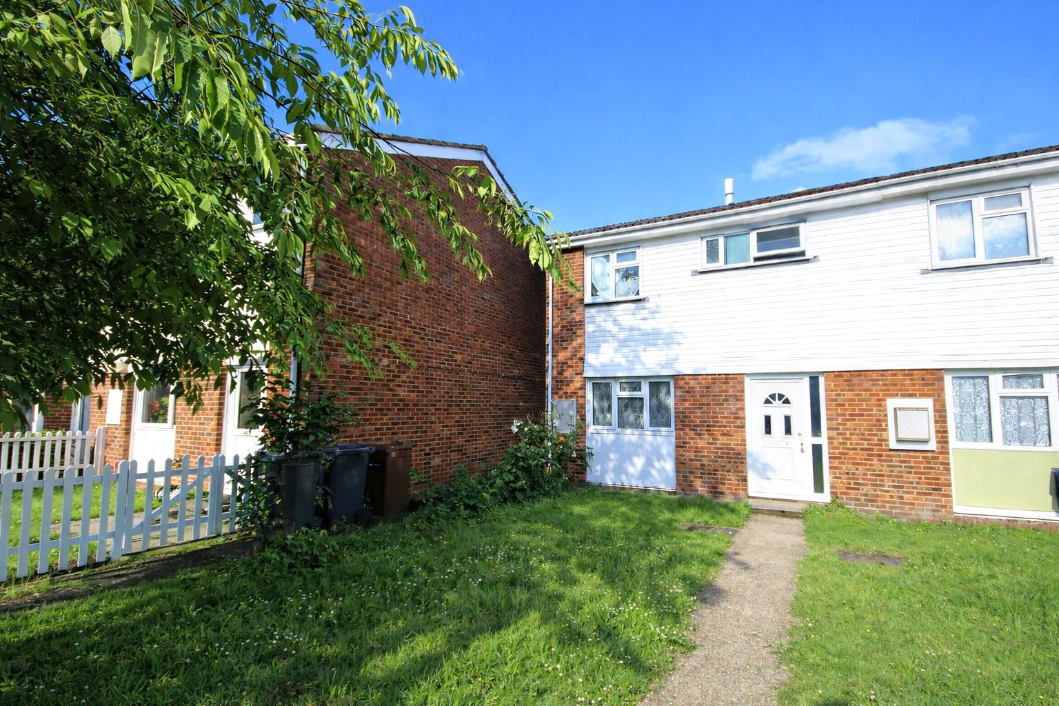 Parsons Green, Guildford, Surrey, GU1