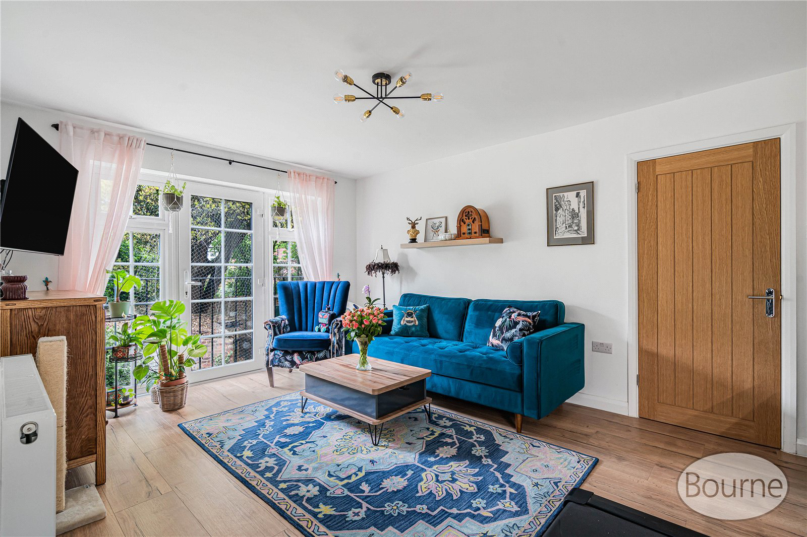Freshborough Court, Lower Edgeborough, Road, Guildford, GU1, photo 2