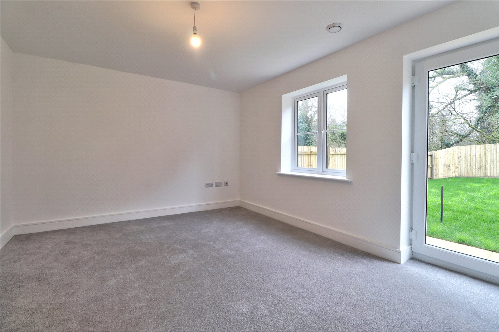 Livery Close, Wormley, Godalming, Surrey, GU8, photo 5
