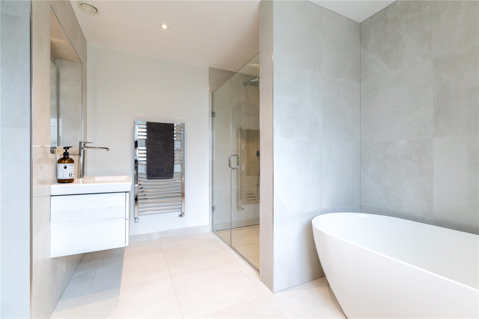 Oakshade Road, Oxshott, Leatherhead, Surrey, KT22, photo 21