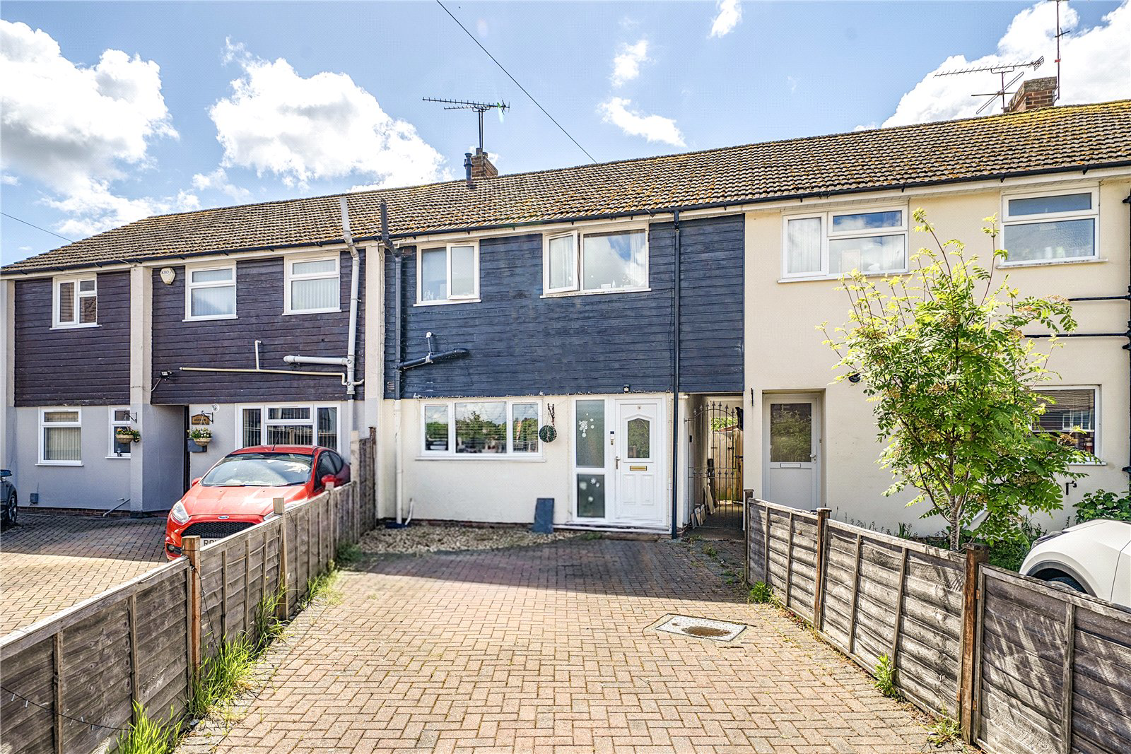 Ewins Close, Ash, Surrey, GU12