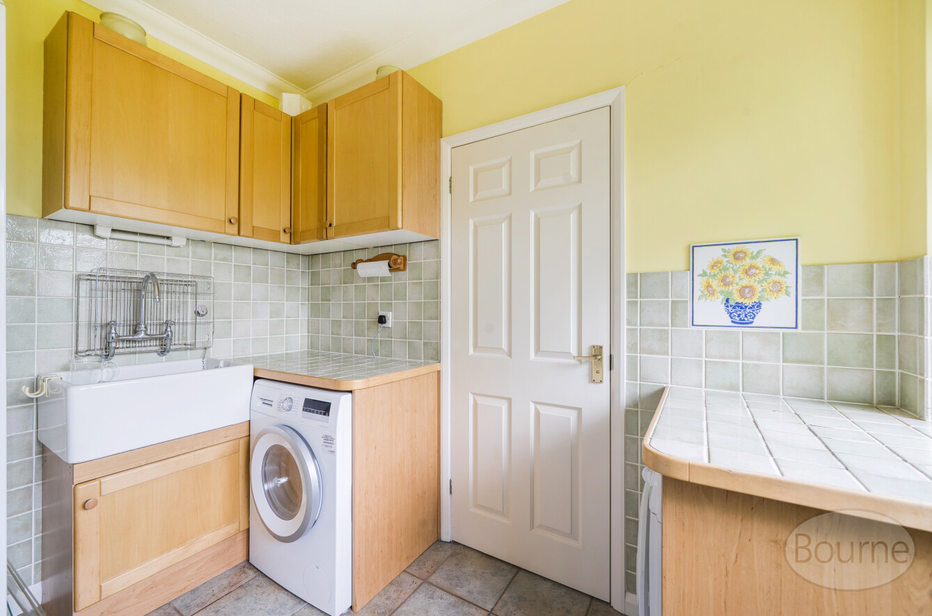 Grosvenor Road, Medstead, Alton, Hampshire, GU34, photo 17