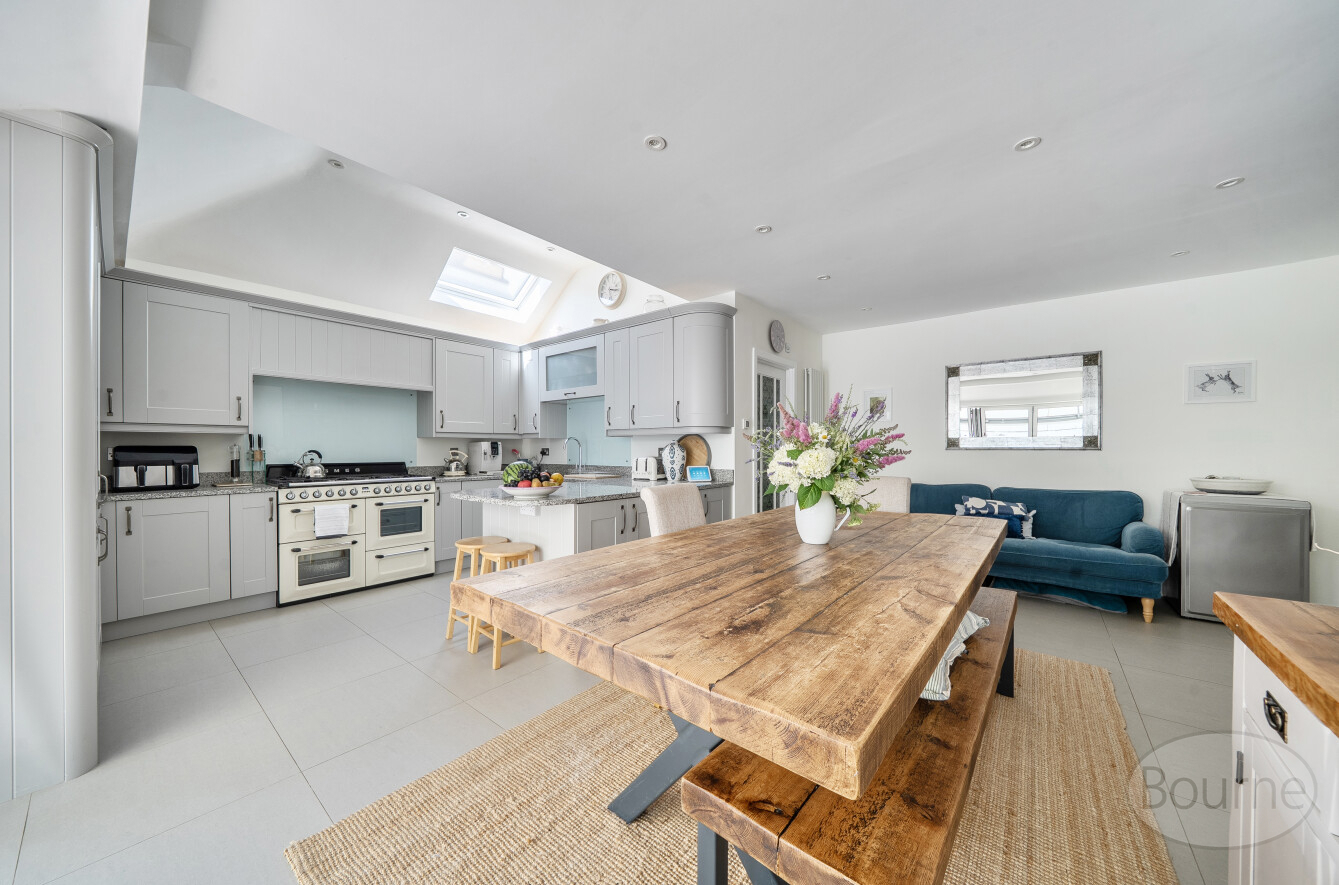 Upper Manor Road, Godalming, Surrey, GU7, photo 3