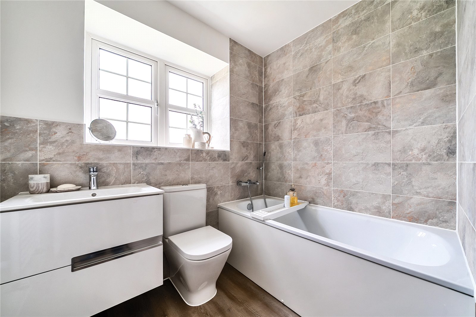 Poyle Road, Tongham, Farnham, Surrey, GU10, photo 20