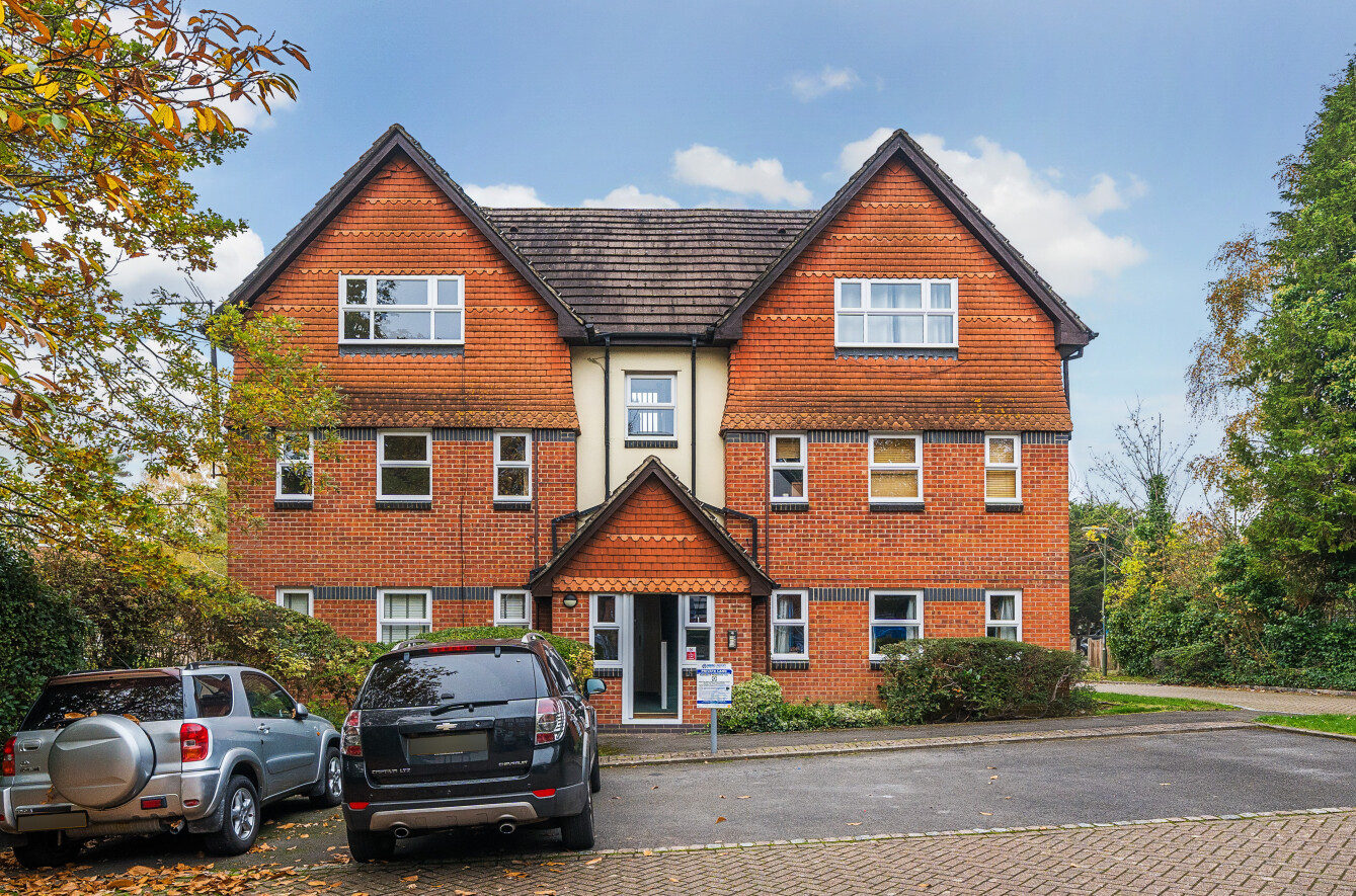 Shelley Court, Camberley, Surrey, GU15, photo 10