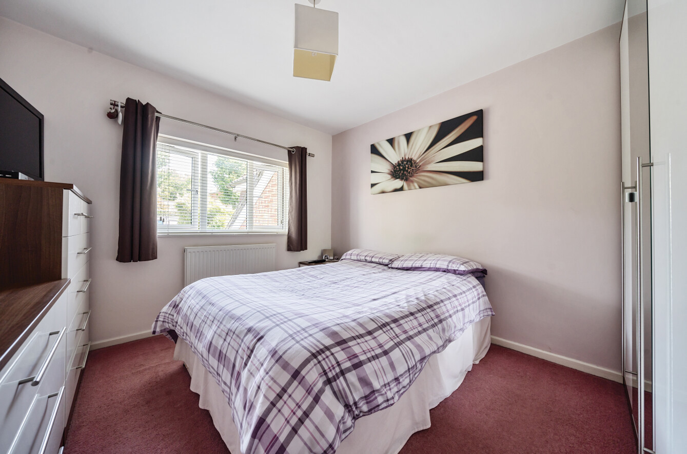 Great Goodwin Drive, Guildford, Surrey, GU1, photo 7