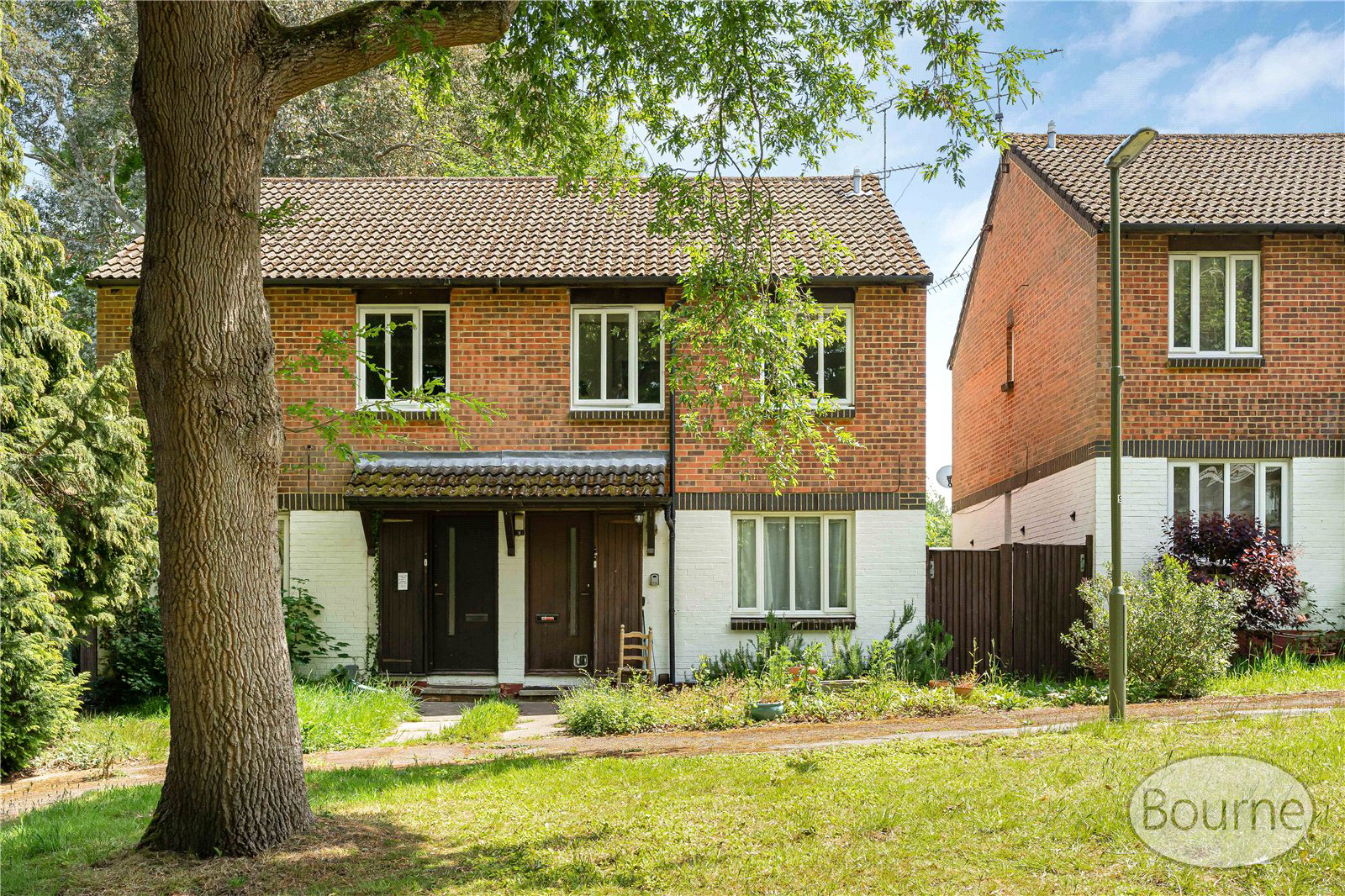 Overthorpe Close, Knaphill, Woking, Surrey, GU21