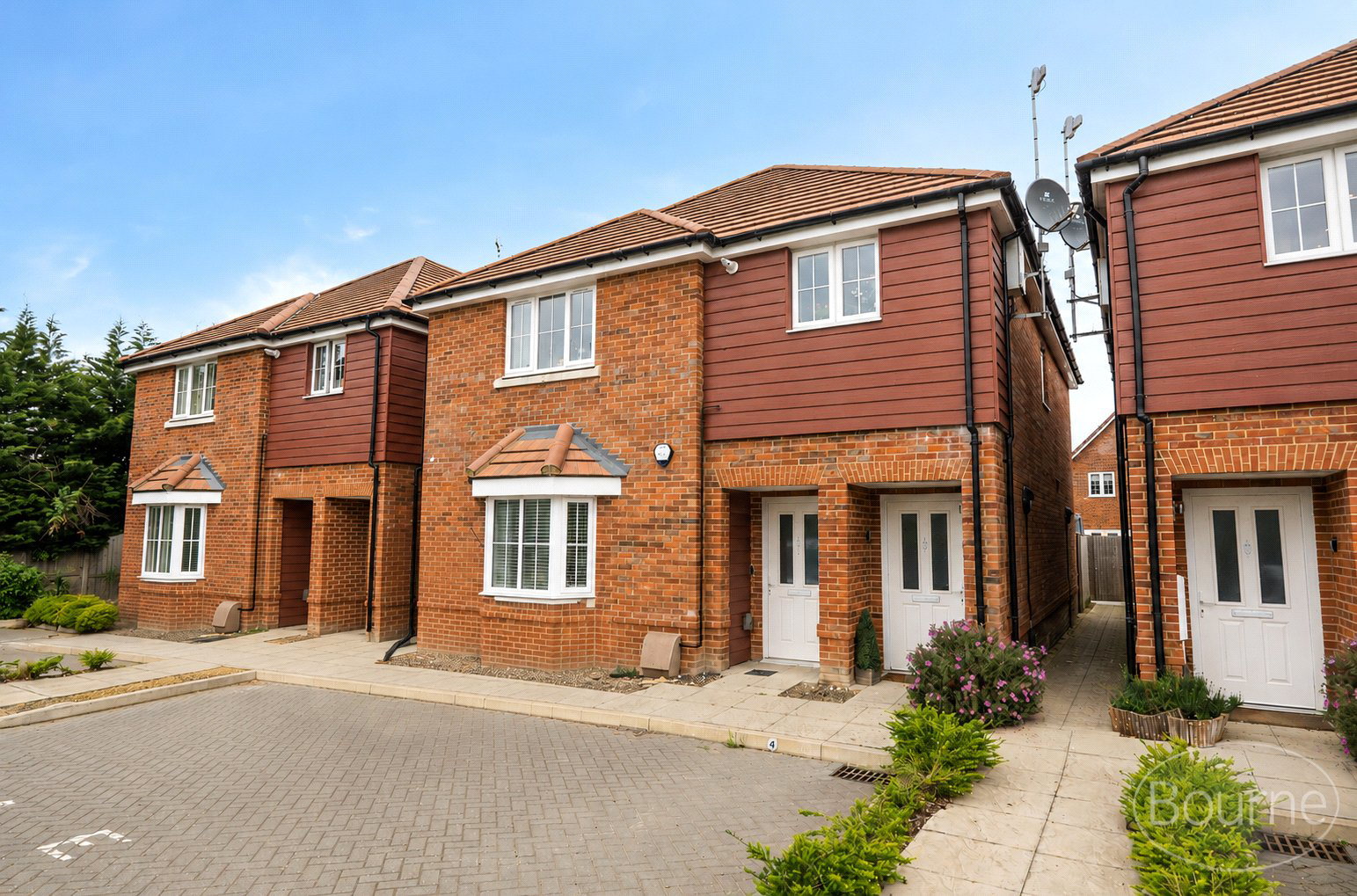 Halifax Close, Guildford, Surrey, GU3