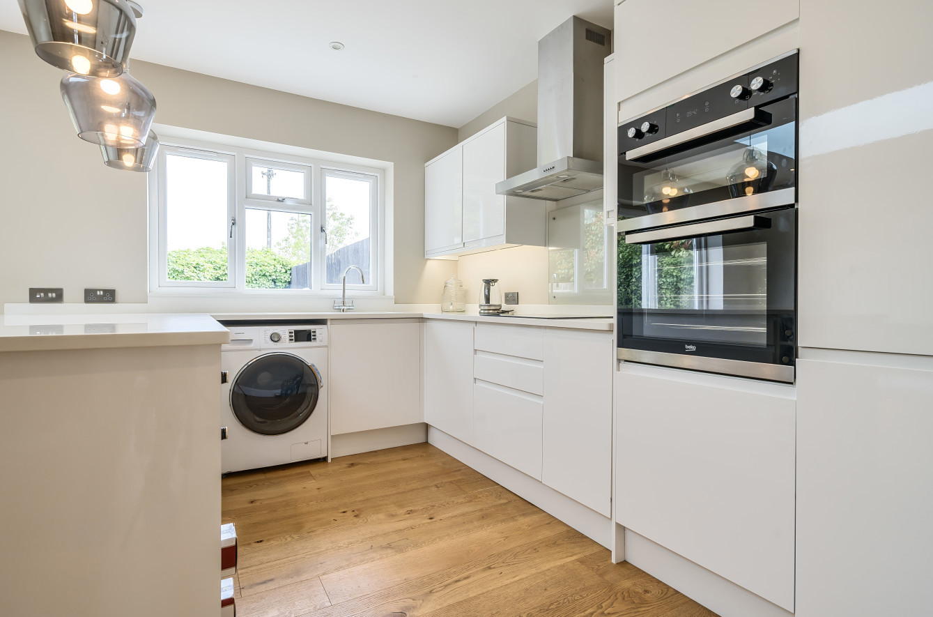 Oak Hill, Wood Street Village, Guildford, Surrey, GU3, photo 5