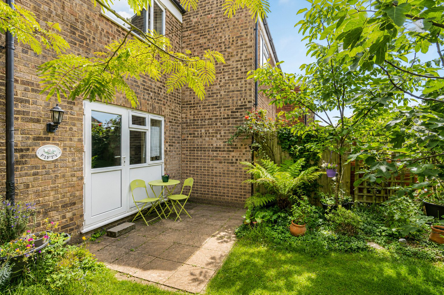 Queens Court Ride, Cobham, Surrey, KT11