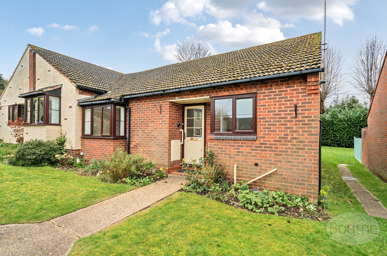 Avon Road, Farnham, Surrey, GU9