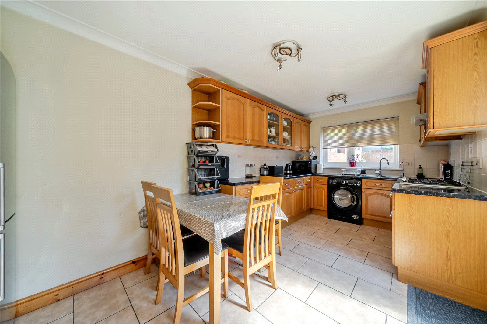 Beaufort Road, Woking, Surrey, GU22, photo 2