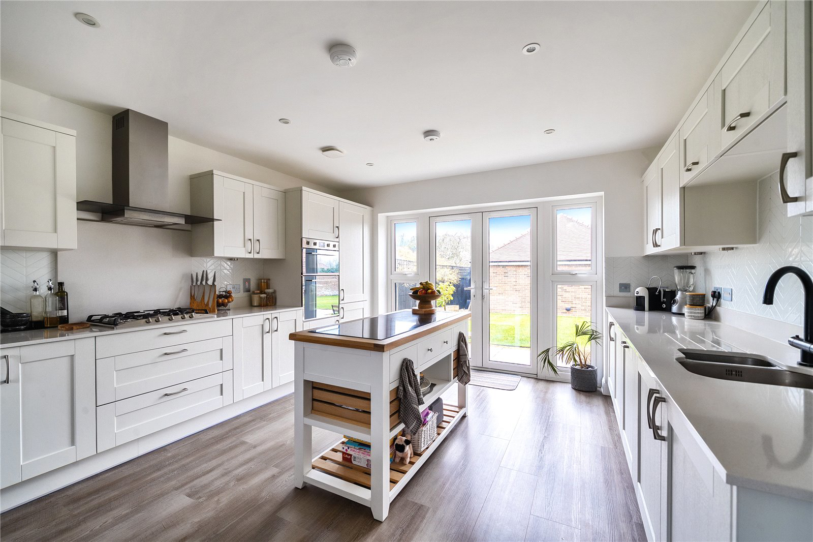 Poyle Road, Tongham, Farnham, Surrey, GU10, photo 3