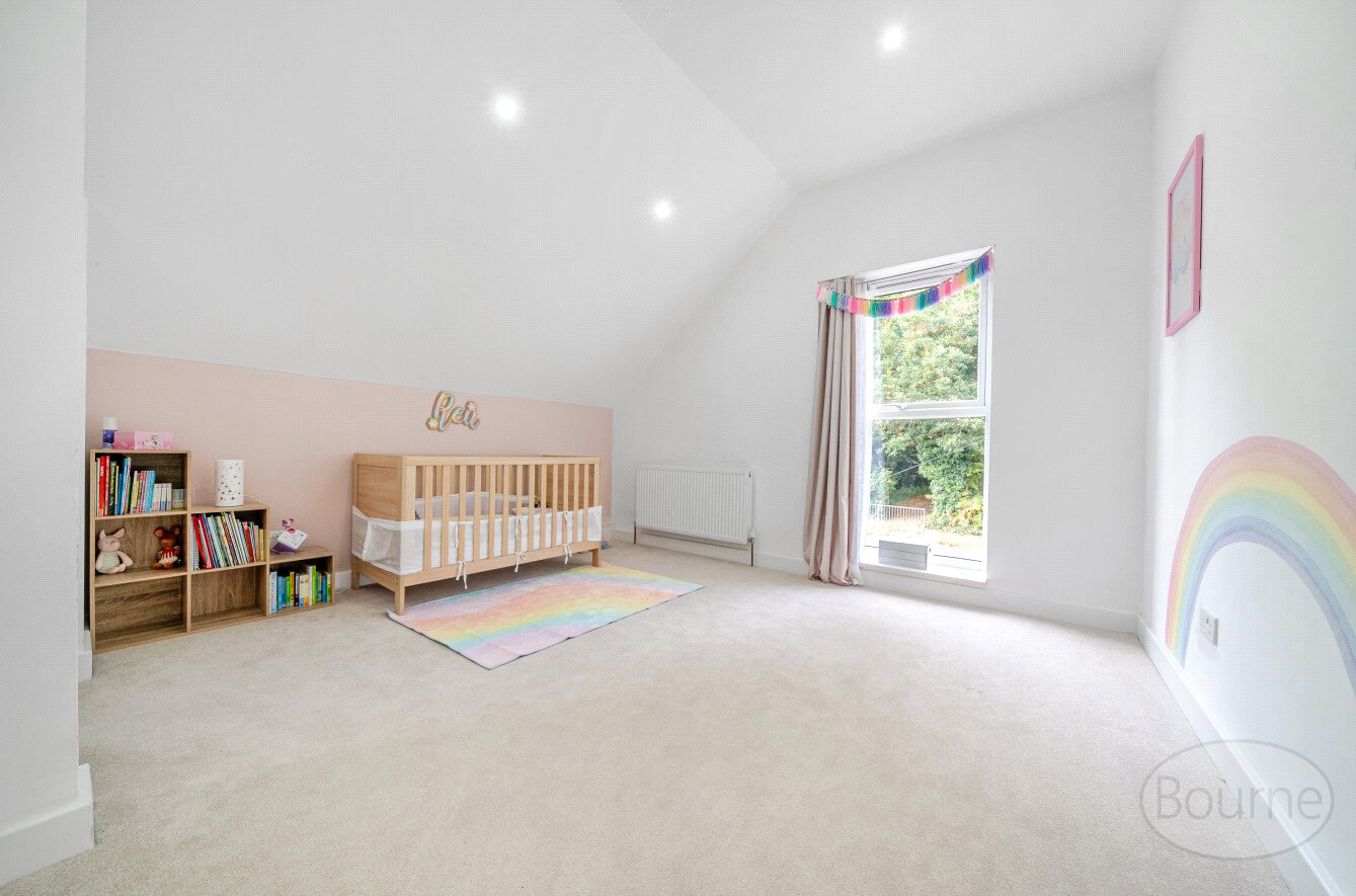 Lower Guildford Road, Knaphill, Woking, Surrey, GU21, photo 21