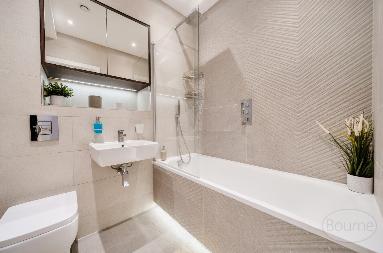 Albert Drive, Woking, Surrey, GU21, photo 8