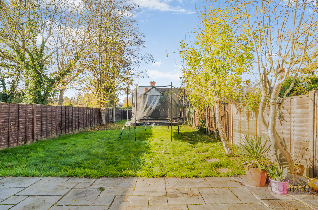 Glendale Drive, Guildford, Surrey, GU4, photo 15