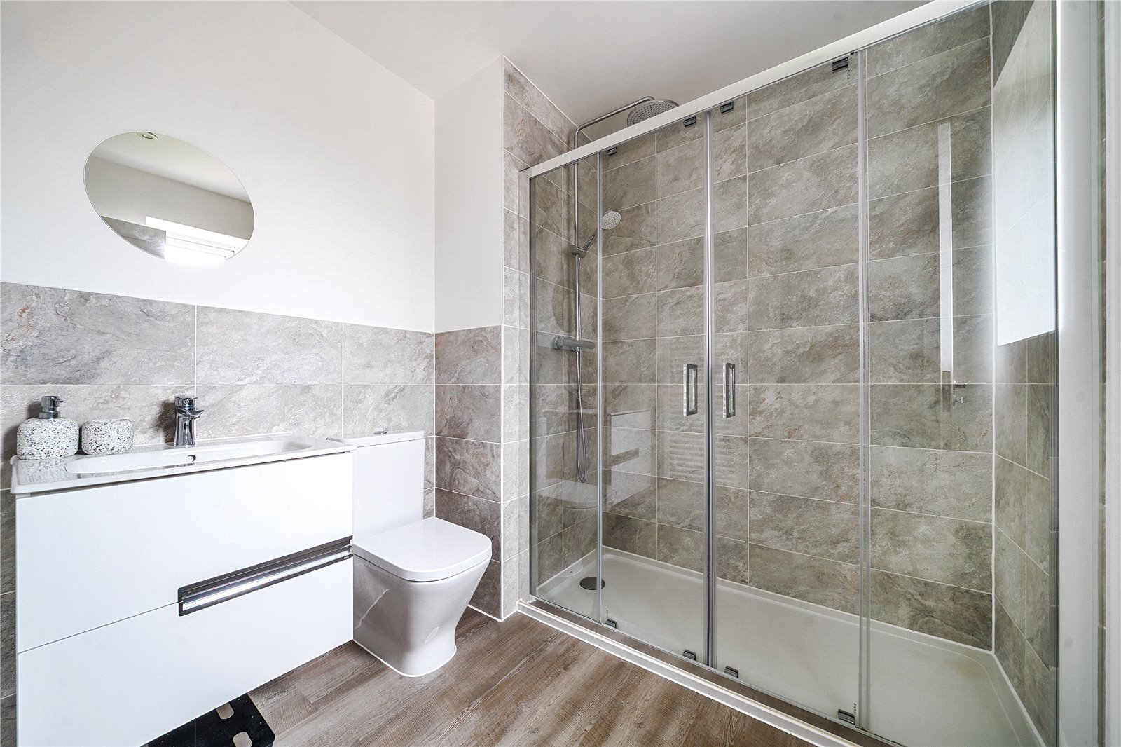 Poyle Road, Tongham, Farnham, Surrey, GU10, photo 17