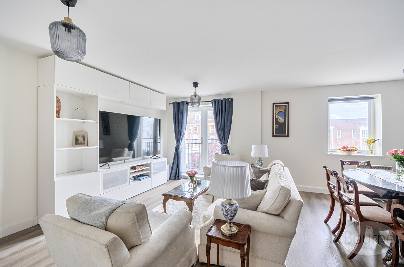New Zealand Avenue, Walton-On-Thames, Surrey, KT12, photo 7