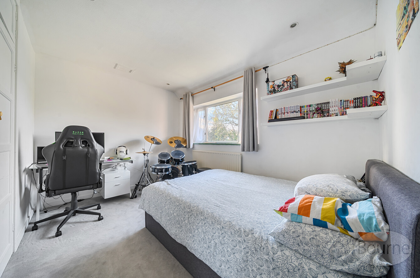 Glendale Drive, Guildford, Surrey, GU4, photo 6