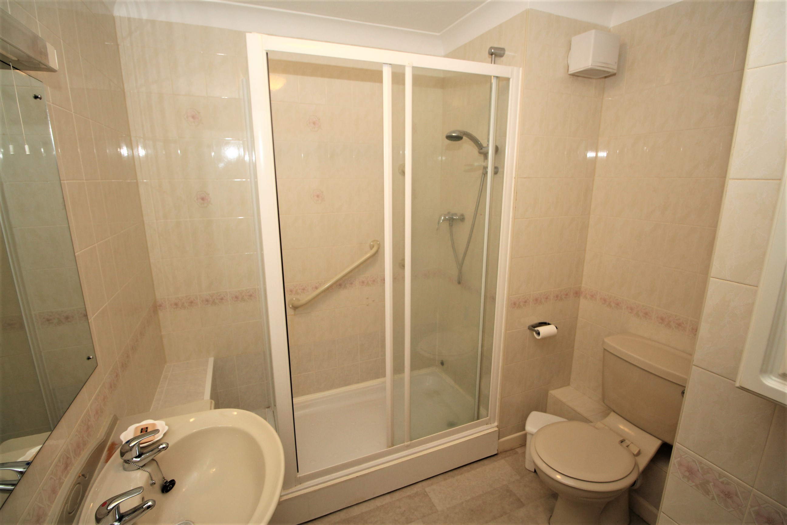 Willow Court, Ackender Road, Alton, Hampshire, GU34, photo 7