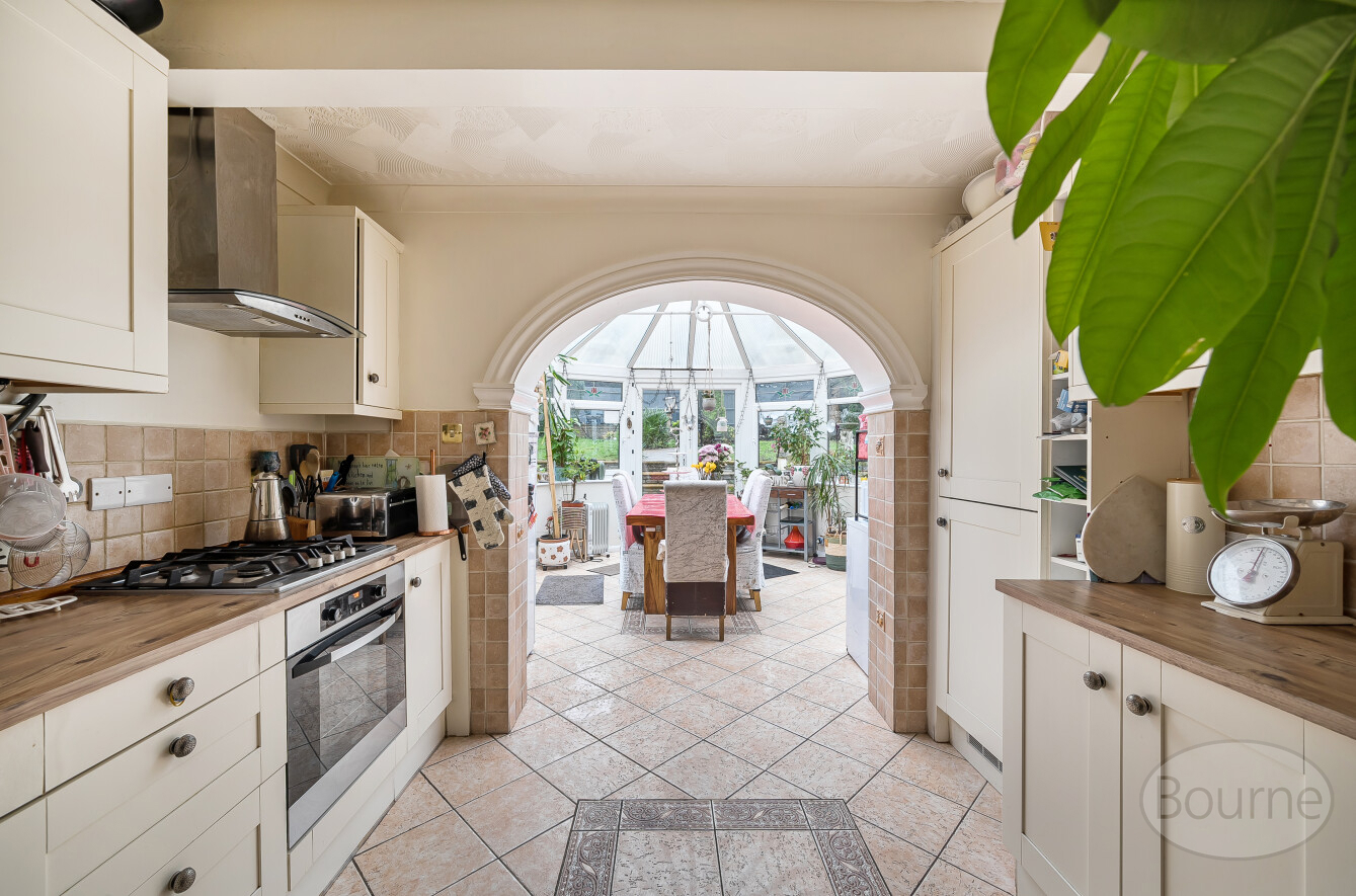 Frog Grove Lane, Wood Street Village, Guildford, Surrey, GU3, photo 3