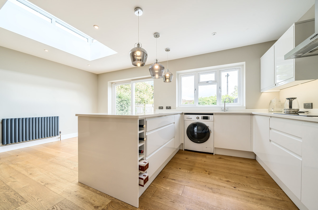 Oak Hill, Wood Street Village, Guildford, Surrey, GU3, photo 2