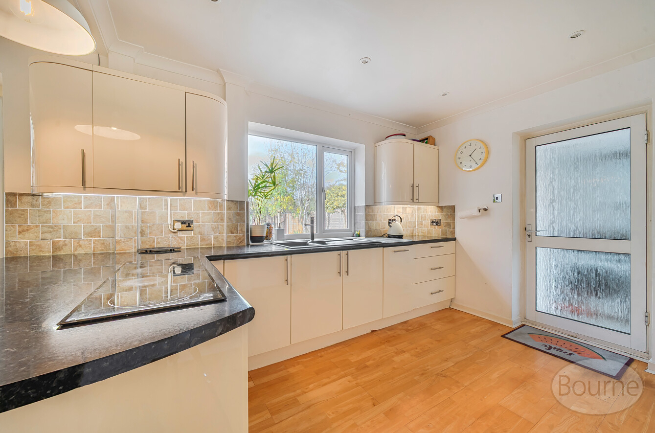Glendale Drive, Guildford, Surrey, GU4, photo 4