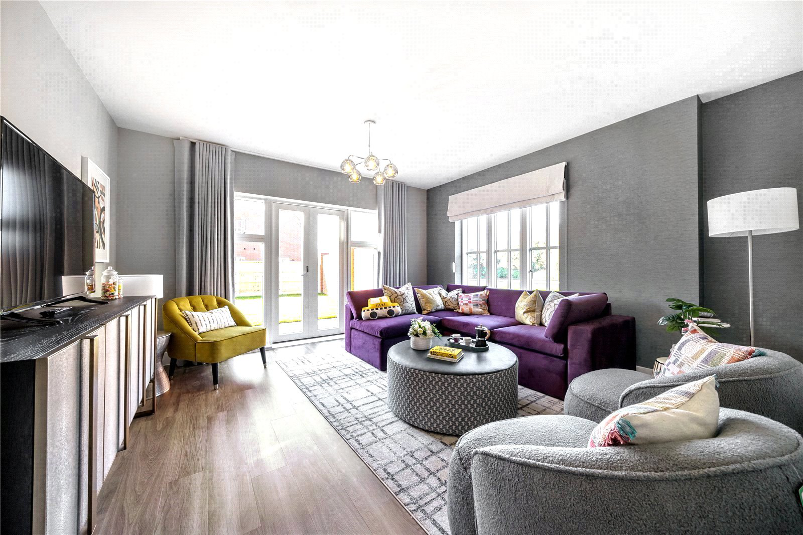 Old Portsmouth Road, Artington, Guildford, Surrey, GU3, photo 2