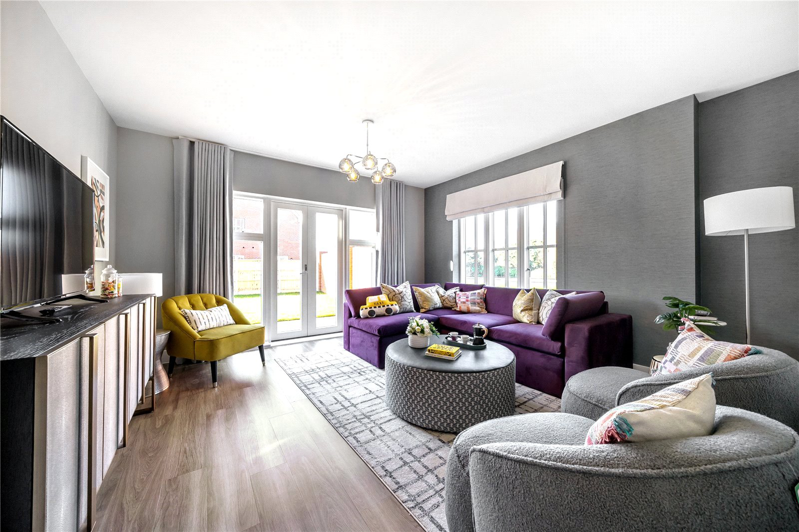 Old Portsmouth Road, Artington, Guildford, Surrey, GU3, photo 2