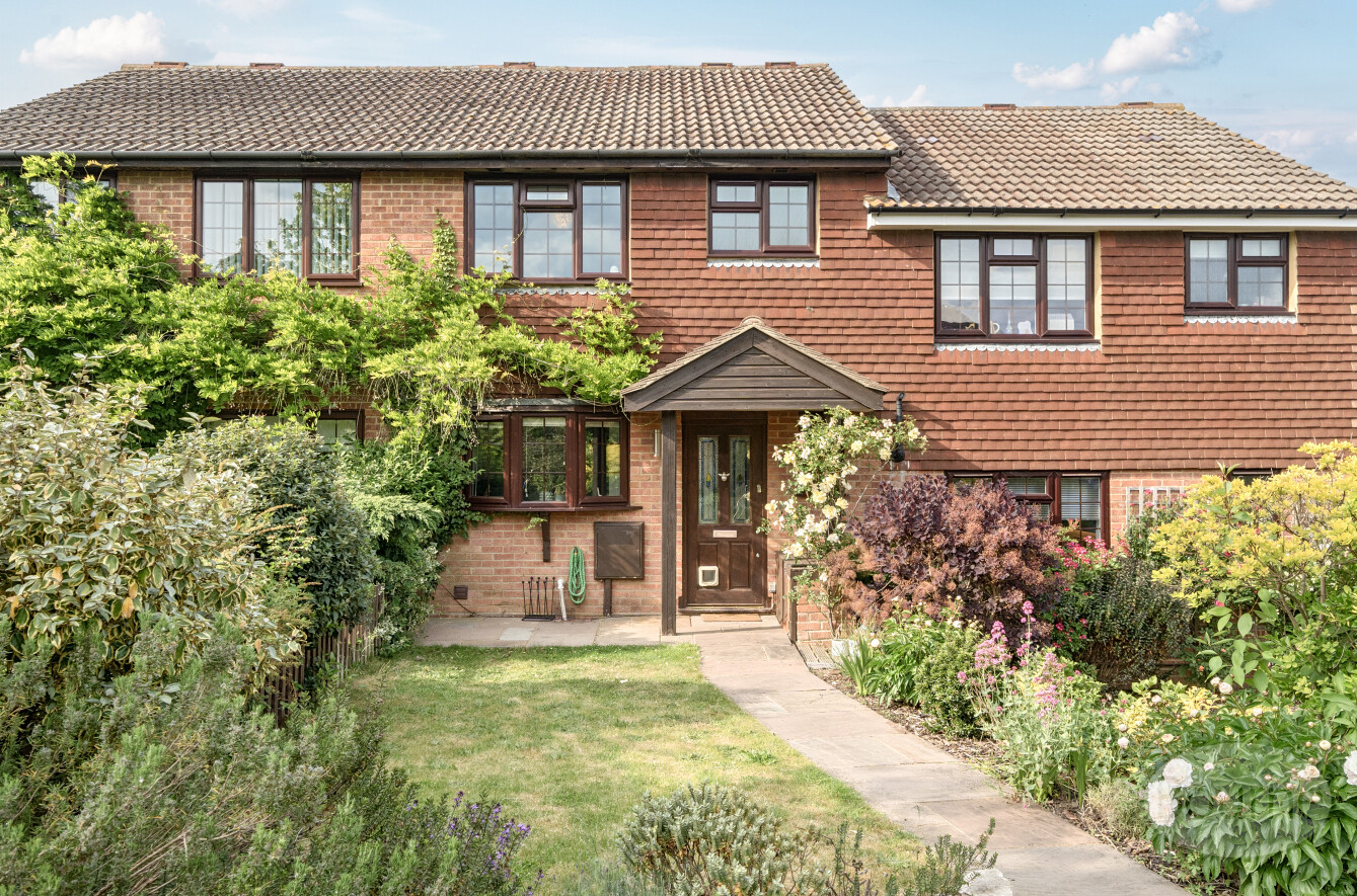 Oakley Dell, Guildford, Surrey, GU4