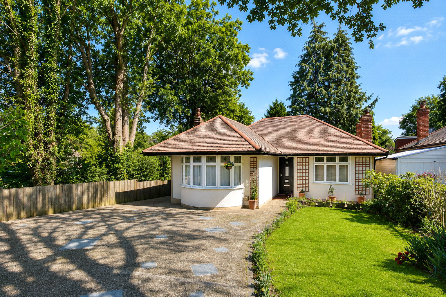 Triggs Lane, Woking, Surrey, GU22