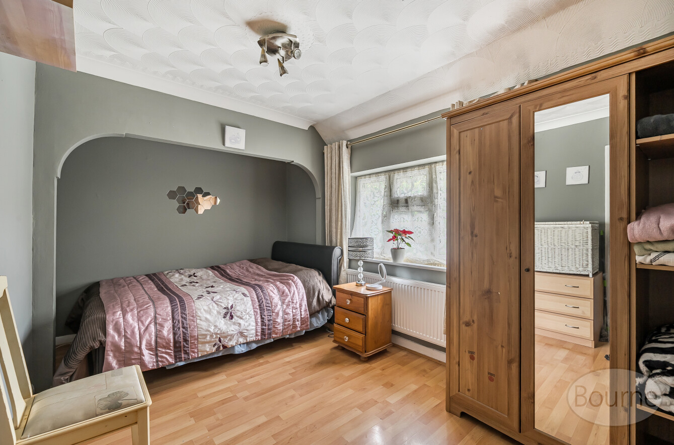 Frog Grove Lane, Wood Street Village, Guildford, Surrey, GU3, photo 9