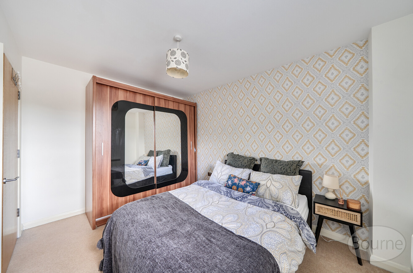 New Zealand Avenue, Walton-On-Thames, Surrey, KT12, photo 10