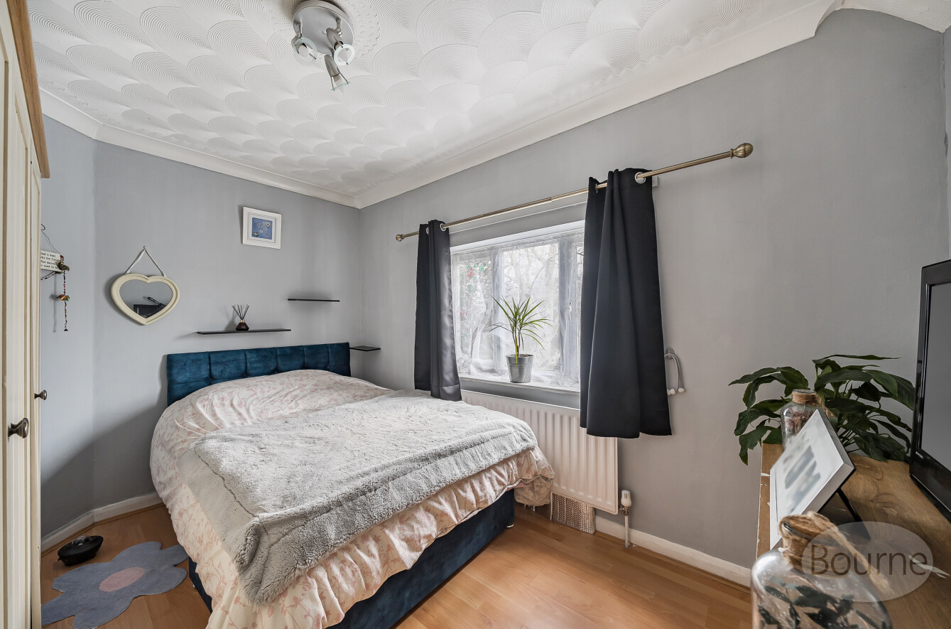 Frog Grove Lane, Wood Street Village, Guildford, Surrey, GU3, photo 7