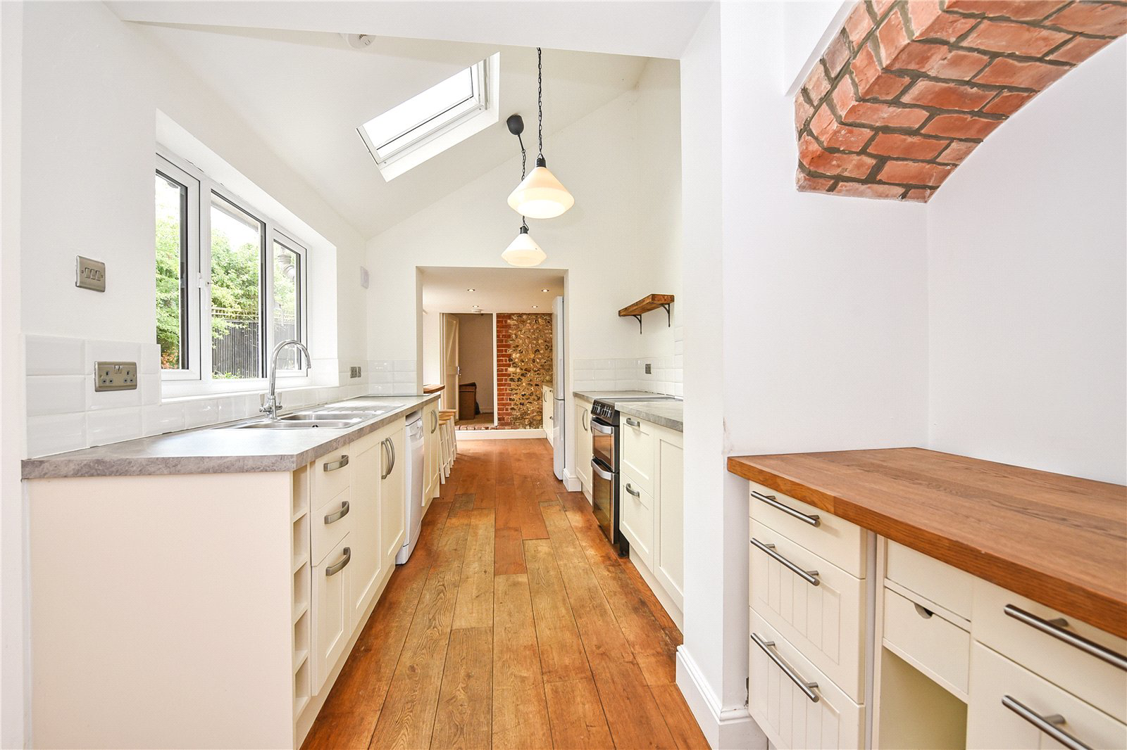 Kitchen/Breakfast Ro