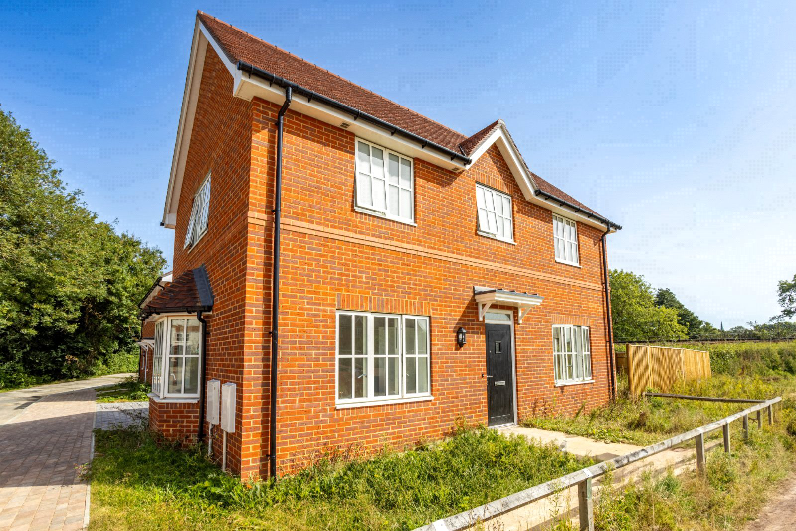 Old Portsmouth Road, Artington, Guildford, Surrey, GU3