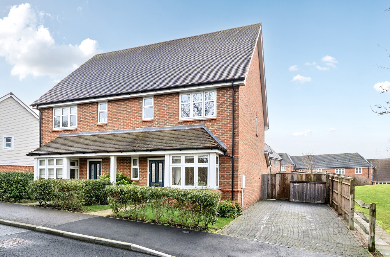 Consort Drive, Cobham, Surrey, KT22