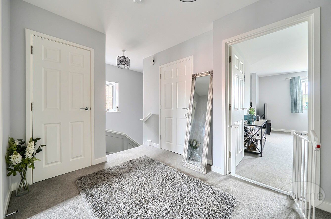 Halifax Close, Guildford, Surrey, GU3, photo 13