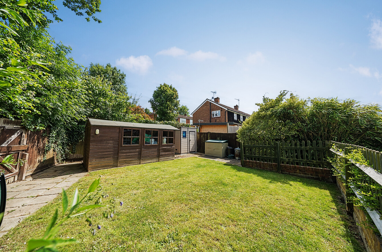 Great Goodwin Drive, Guildford, Surrey, GU1, photo 11