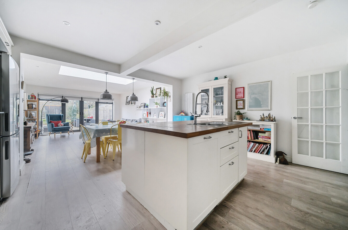 Kings Road, Godalming, Surrey, GU7, photo 3