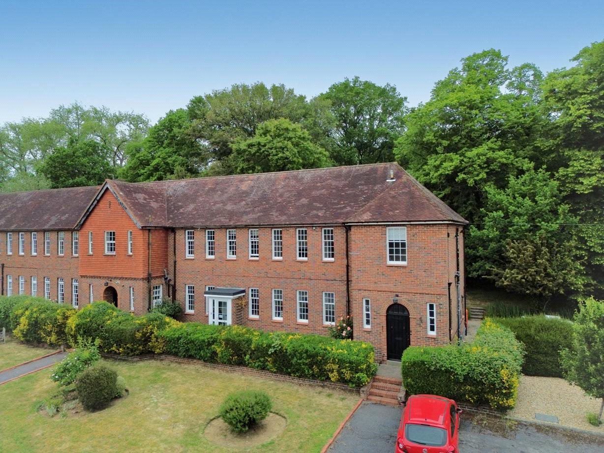 Old Lane, Dockenfield, Farnham, Surrey, GU10