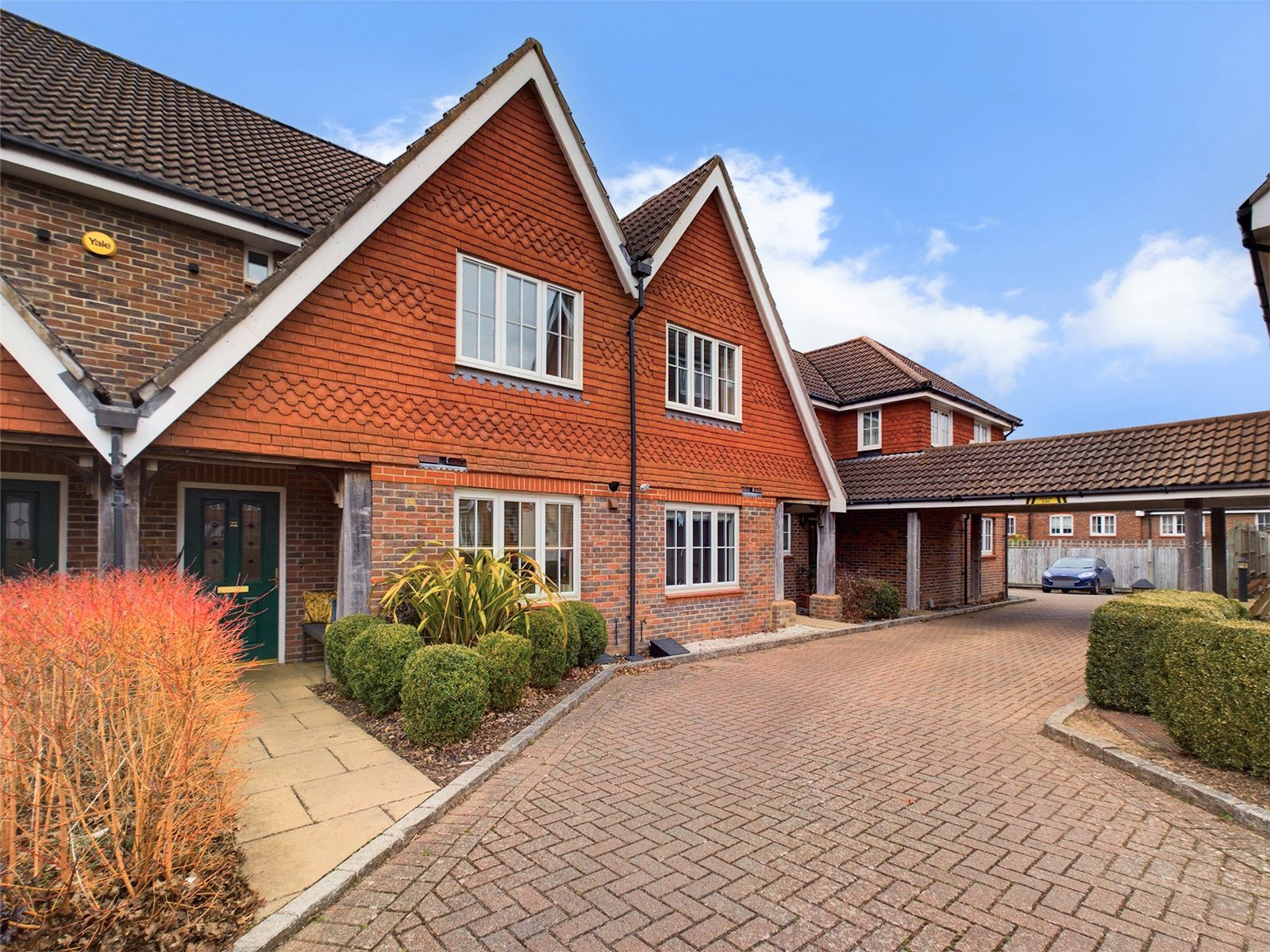 Hopkin Close, Guildford, Surrey, GU2