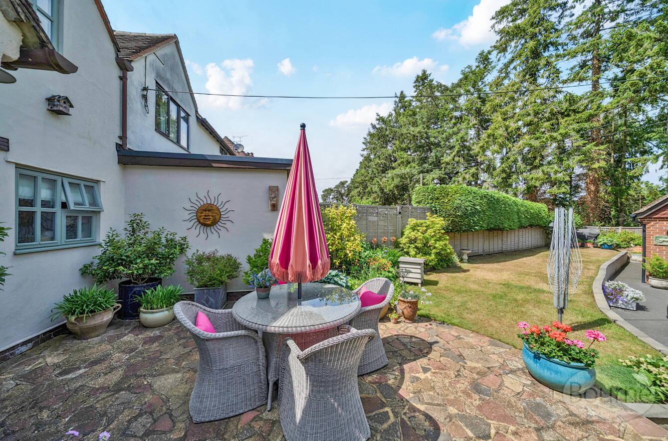 Boundstone Close, Wrecclesham, Farnham, Surrey, GU10, photo 12