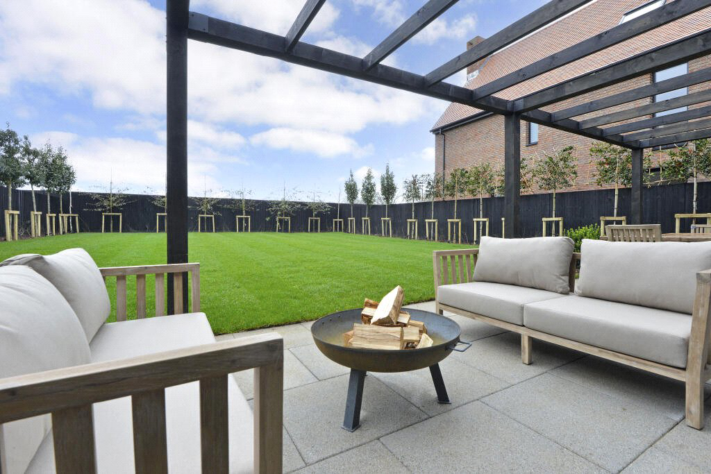 Medlands, Alfold Gardens, Alfold, Surrey, GU6, photo 18