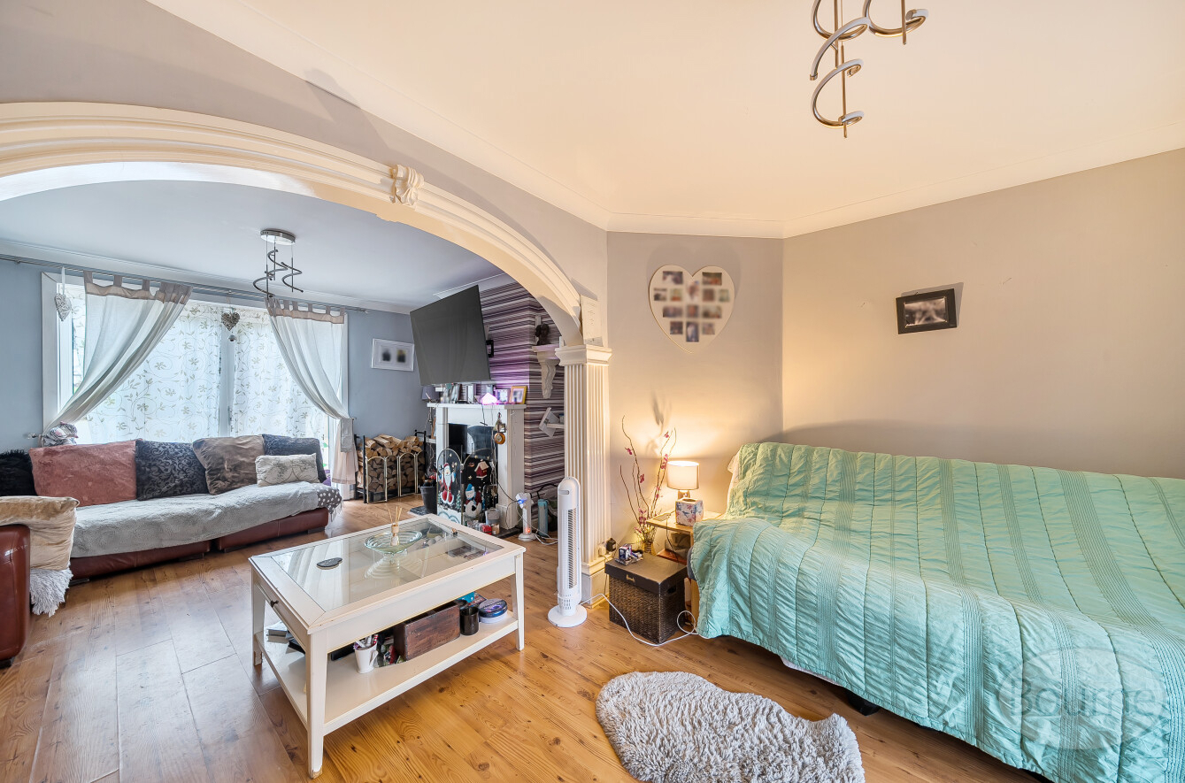 Frog Grove Lane, Wood Street Village, Guildford, Surrey, GU3, photo 6