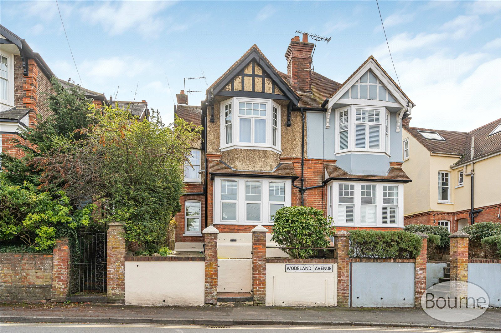 Wodeland Avenue, Guildford, Surrey, GU2