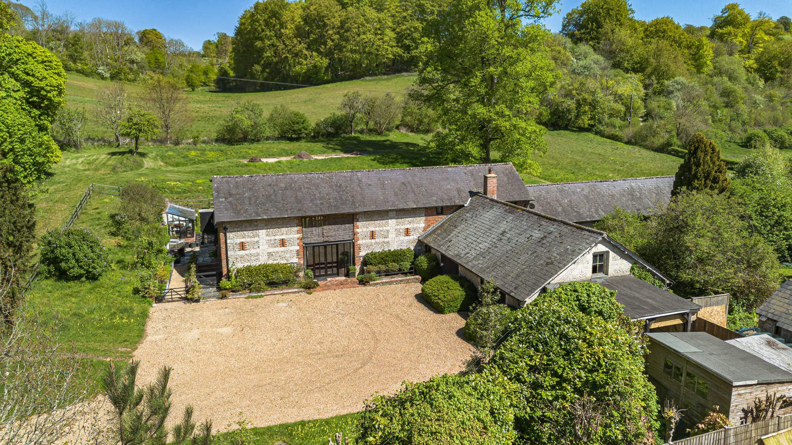 Basingstoke Road, Shalden, Alton, Hampshire, GU34, photo 17