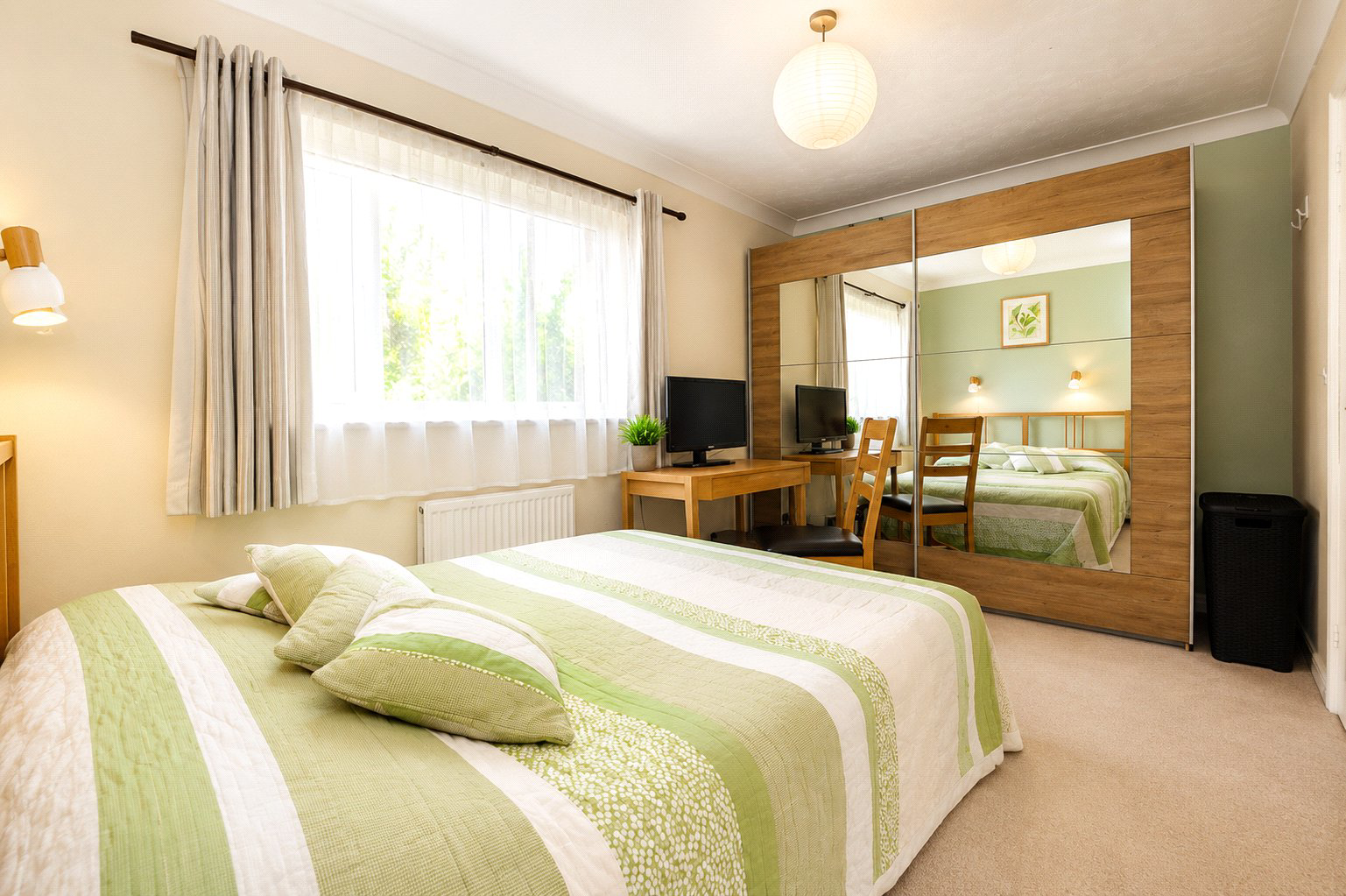 Devoil Close, Guildford, Surrey, GU4, photo 6