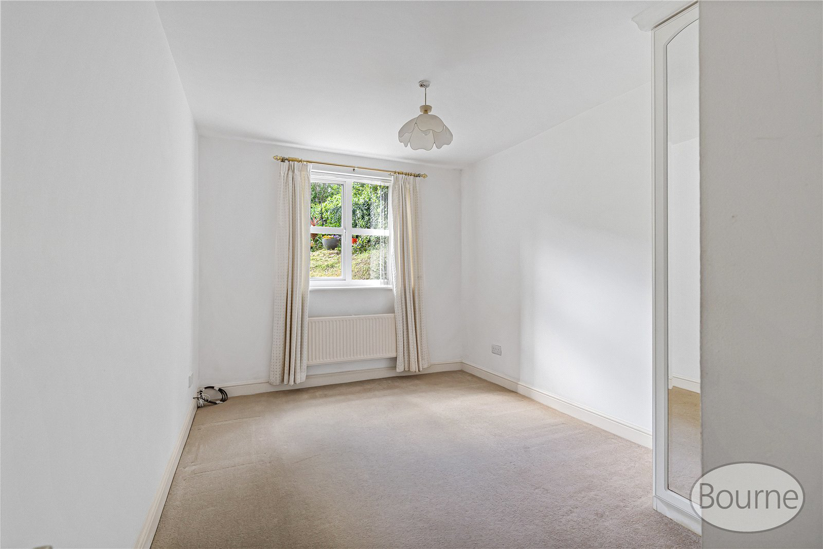 St. Johns Road, St. Johns, Woking, Surrey, GU21, photo 4