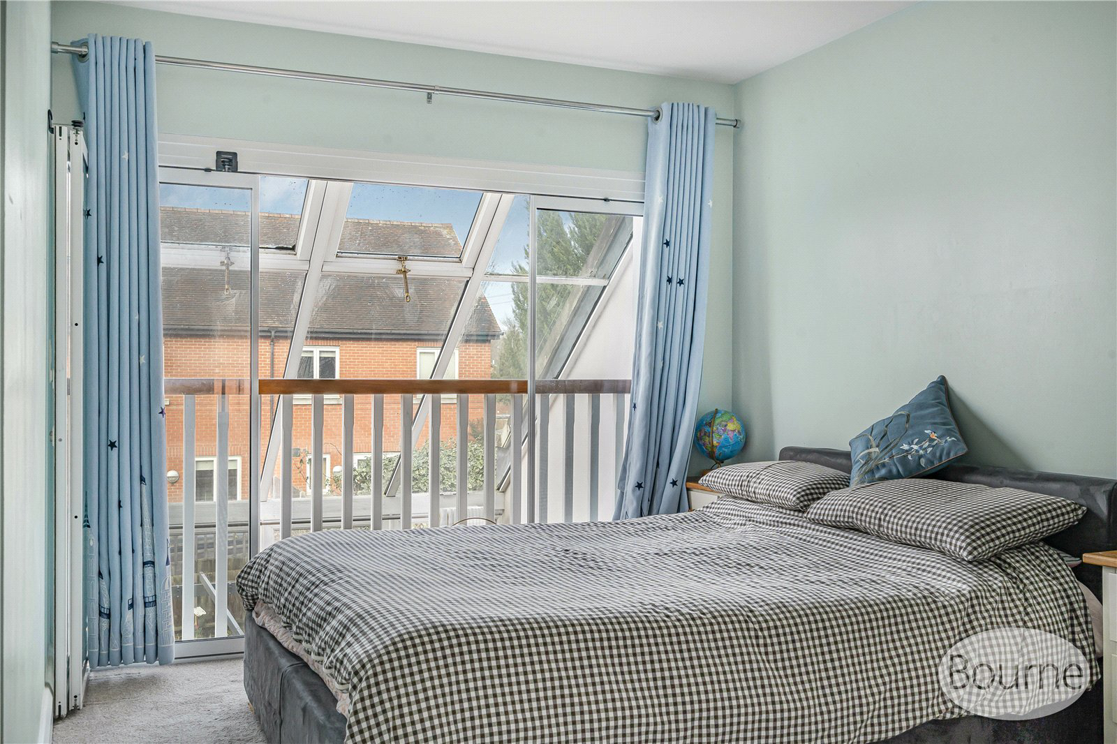 Henderson Avenue, Guildford, Surrey, GU2, photo 17